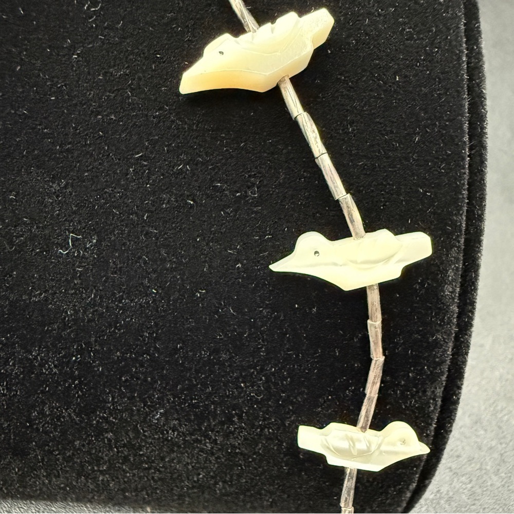 Vintage Native American Mother of Pearl Heishi Bird and Liquid Silver Necklace - Picture 8 of 16